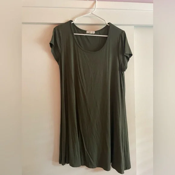 bubble dress green Campbell Bubble Bodice Midi Dress | Abundant Green | Dresses main image 0